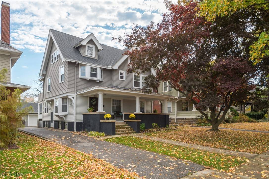 Lakewood, OH 44107,1429 Cohassett AVE