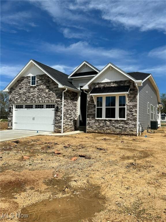 Massillon, OH 44646,8936 Camden RD NW