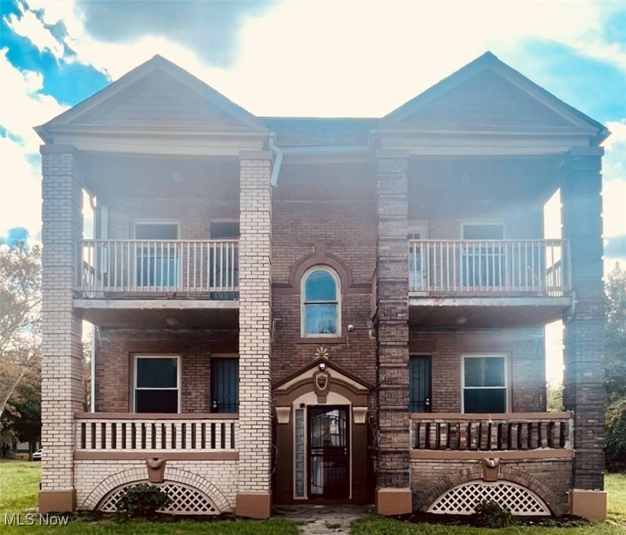 Cleveland, OH 44108,11408 Saint Clair AVE