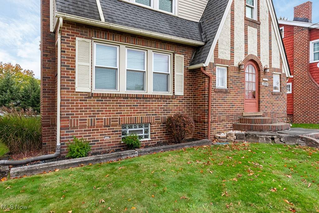 Canton, OH 44709,2705 Cleveland AVE NW