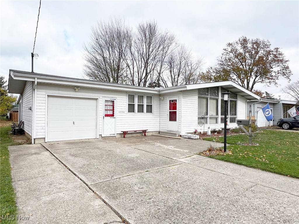 Lorain, OH 44052,1118 W 38th ST