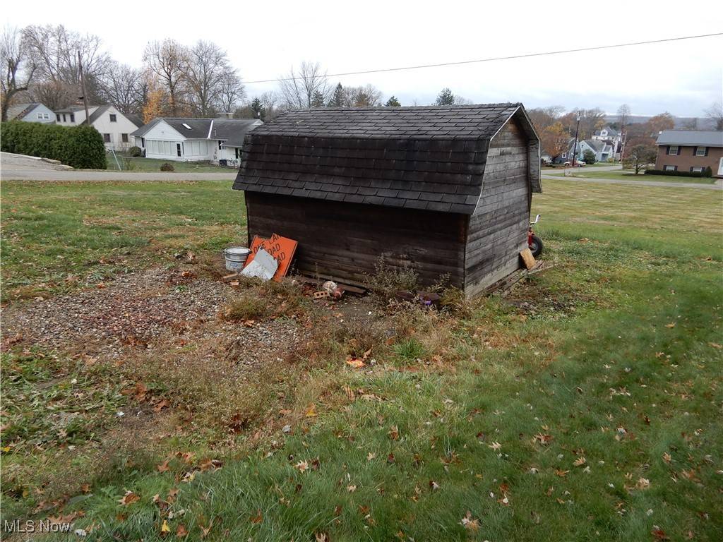 Coshocton, OH 43812,893 Highland BLVD