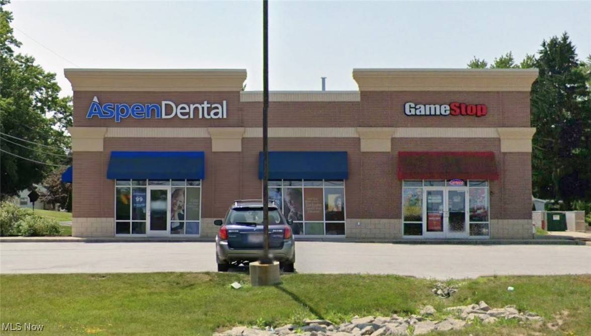 Ashtabula, OH 44004,3228 N Ridge RD