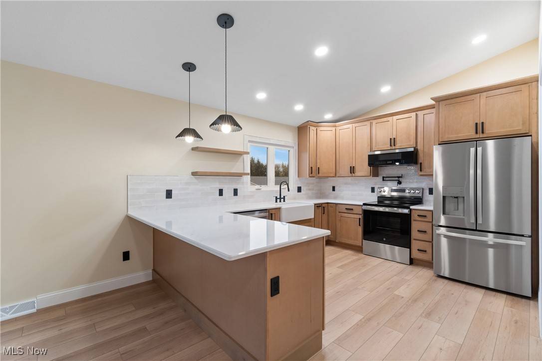 Montville, OH 44064,9625 Plank RD