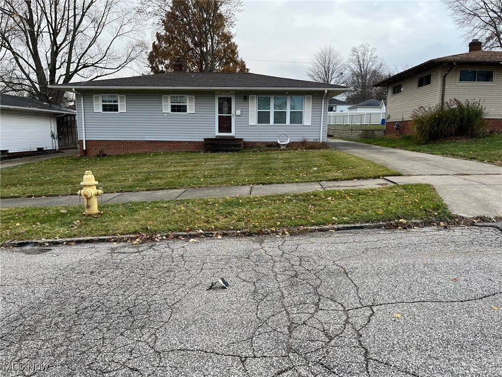 Parma, OH 44134,2855 Augustine DR