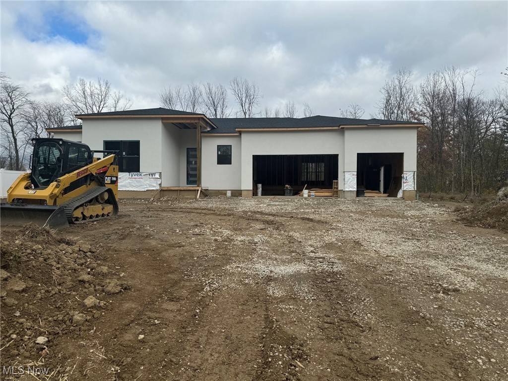 Hinckley, OH 44233,2069 Mattingly RD