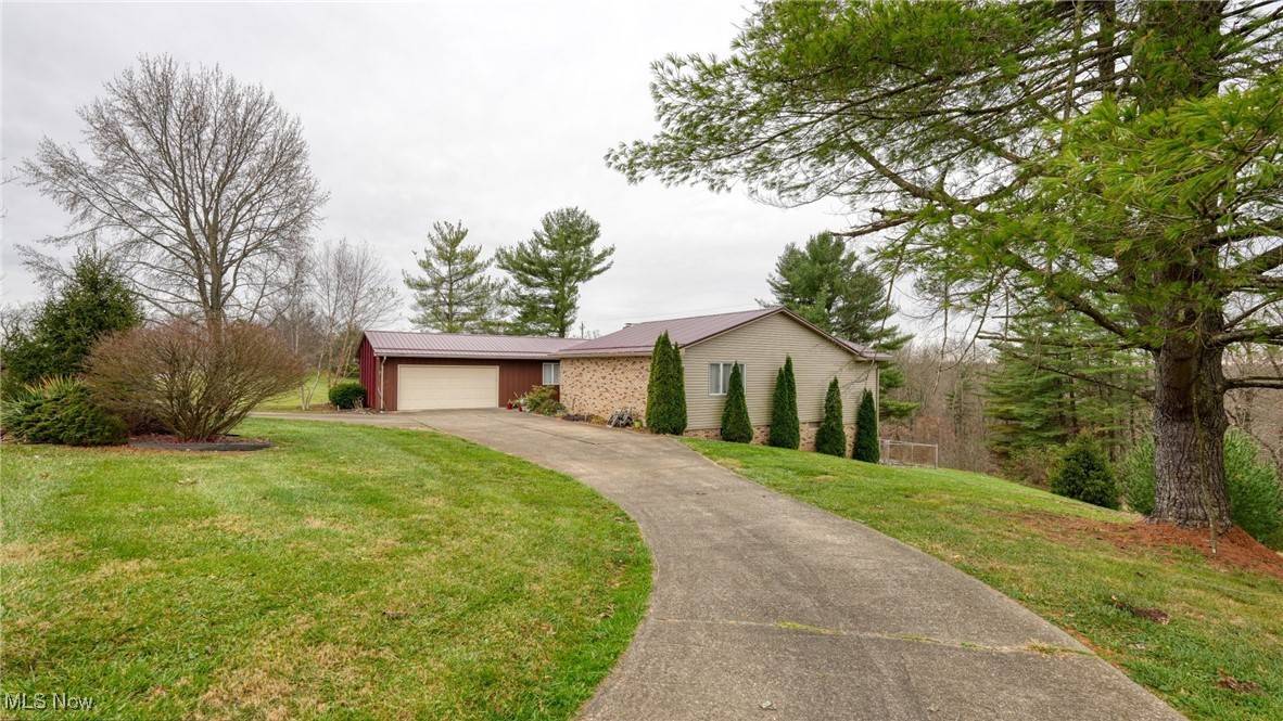 Zanesville, OH 43701,3900 Dietz LN