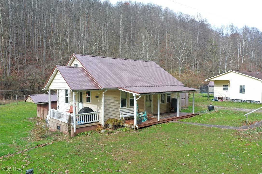 WV 25267,685 Grass Run RD