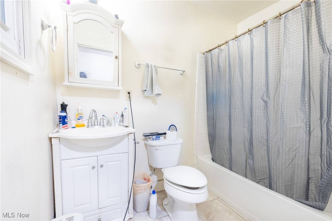 Kent, OH 44240,463 Carthage AVE