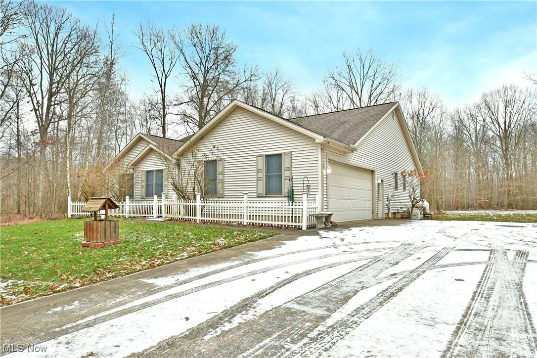 North Jackson, OH 44451,2075 N Duck Creek RD