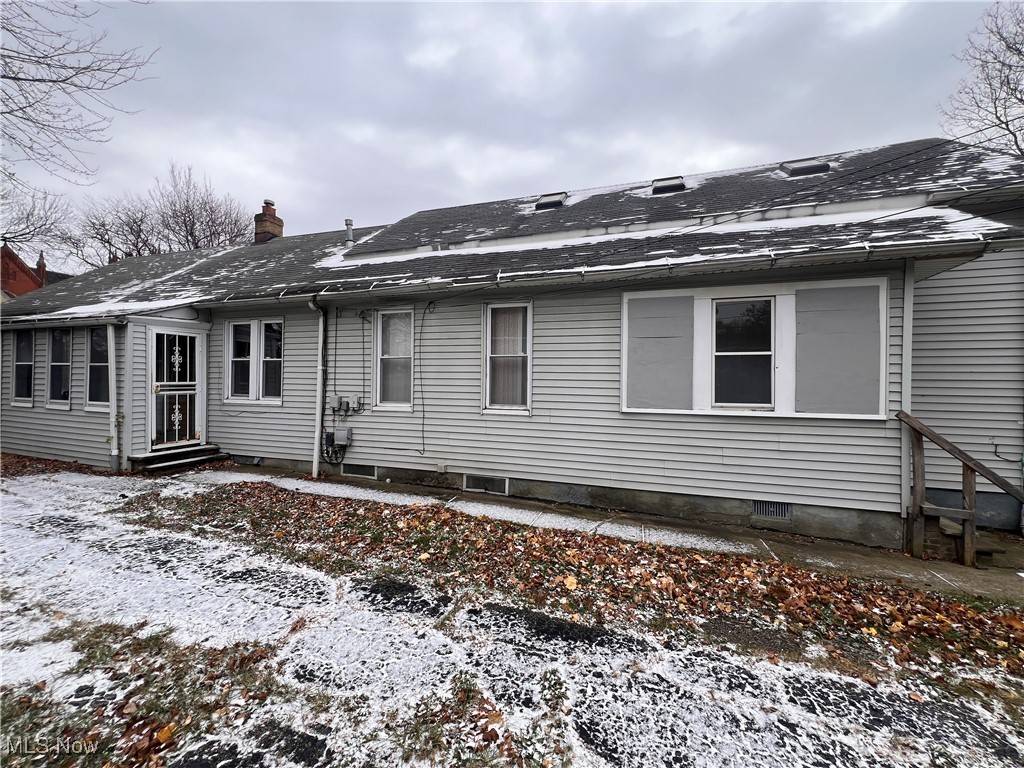 Cleveland, OH 44105,3635 E 63rd ST