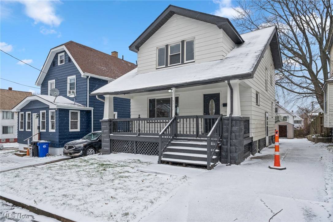 Cleveland, OH 44102,3249 W 88th ST