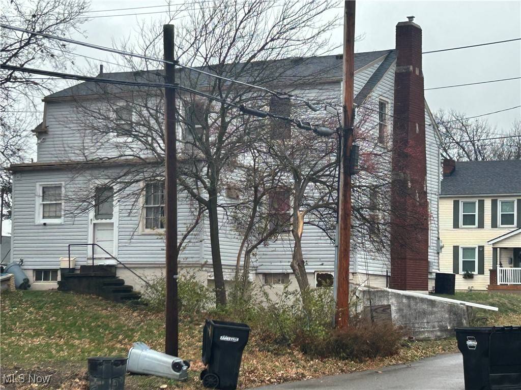 Zanesville, OH 43701,1921 Maple AVE