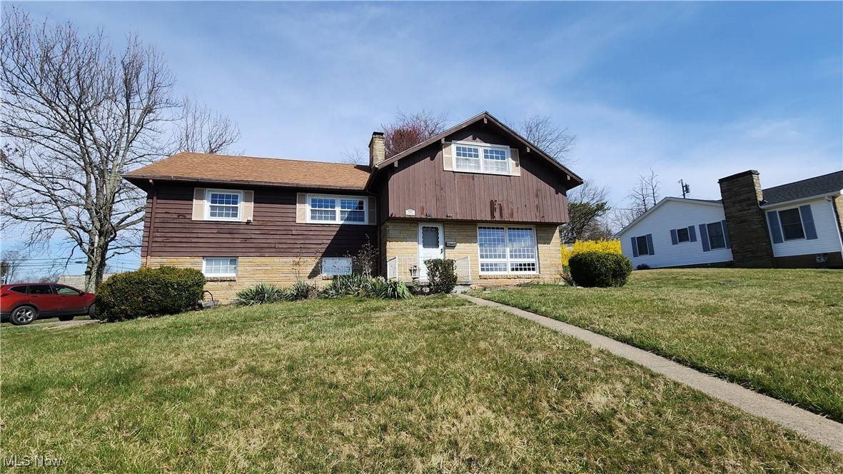 St. Clairsville, OH 43950,300 Johnet DR