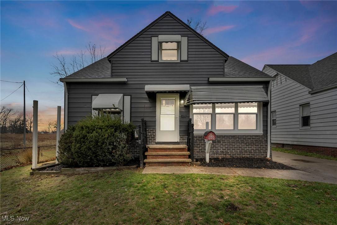 Euclid, OH 44123,24731 Drakefield AVE