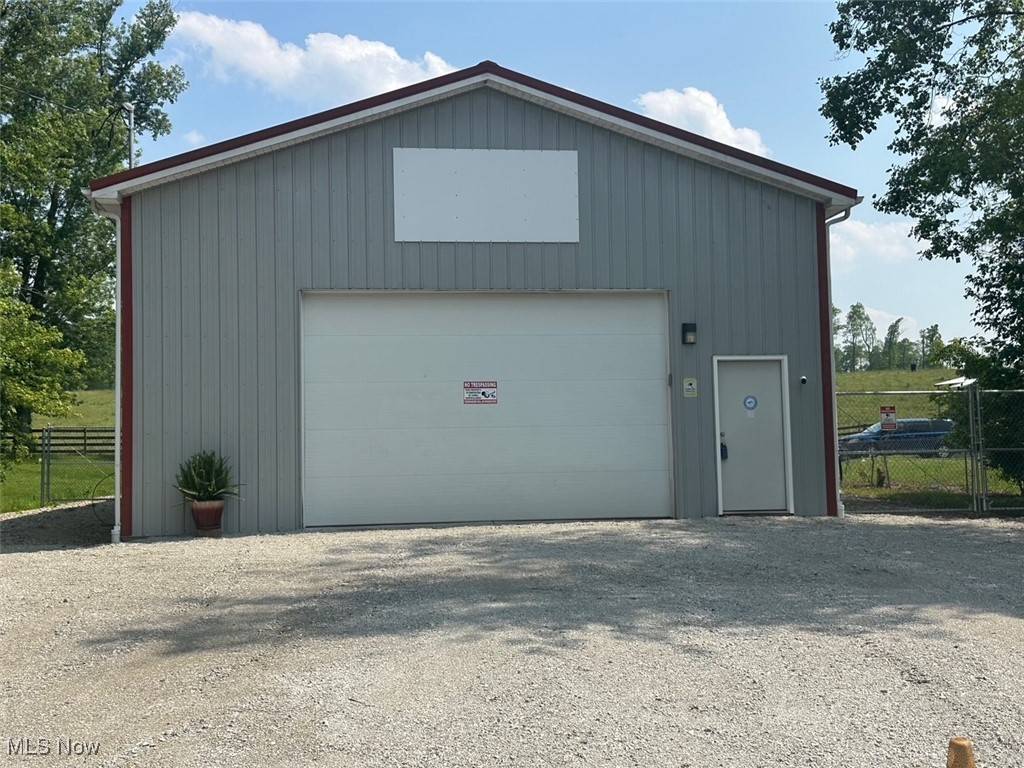 Parkersburg, WV 26101,663 Happy Valley RD