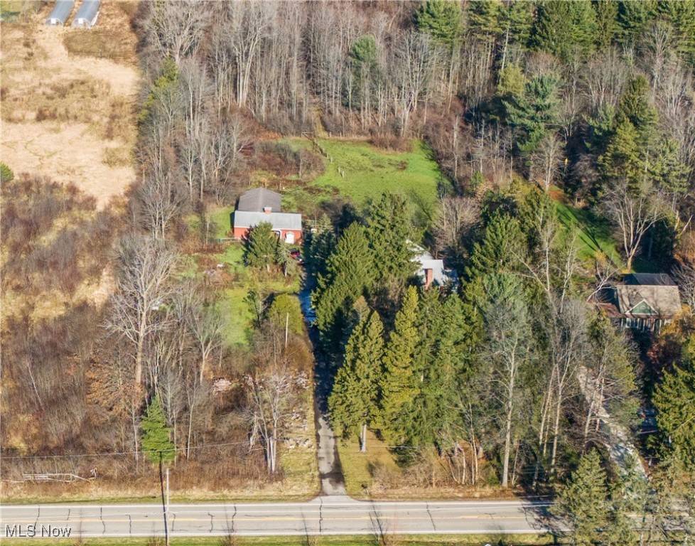 Novelty, OH 44072,8986 Fairmount RD