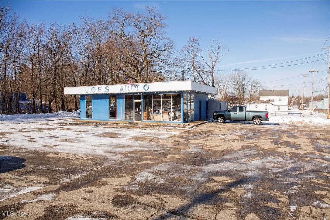 Geneva, OH 44041,201 W Main ST