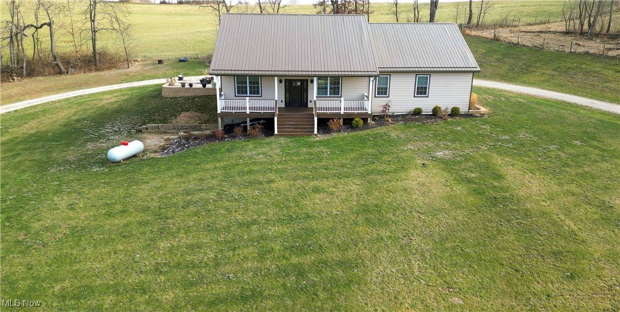 Beallsville, OH 43716,51619 Township Road 127