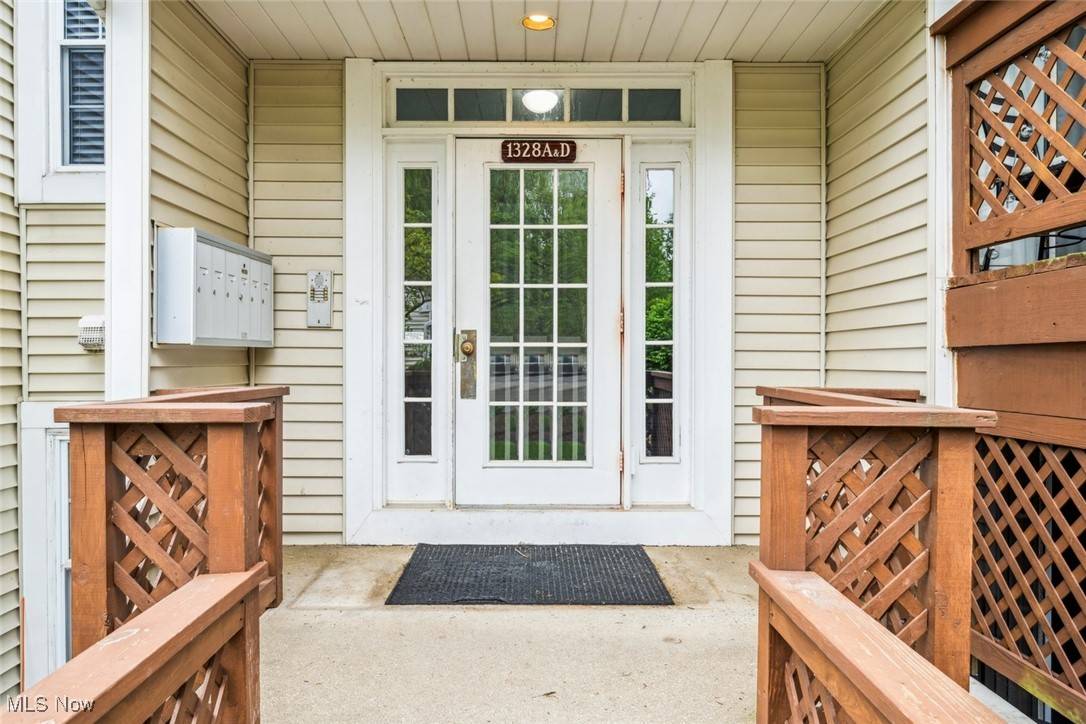 Westlake, OH 44145,1328 Cedarwood DR #A3