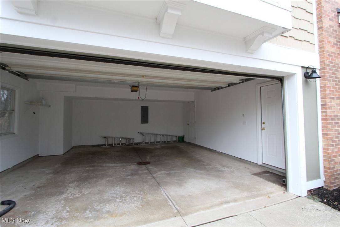 Cleveland Heights, OH 44118,1511 Huntington LN