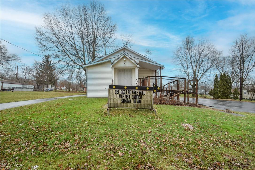 Warren, OH 44484,1187 Deforest RD SE