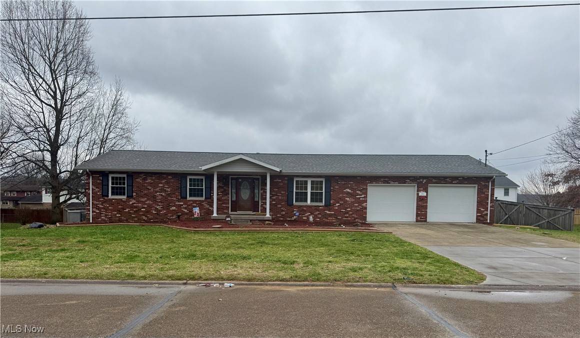 Washington, WV 26181,233 Walnut Grove
