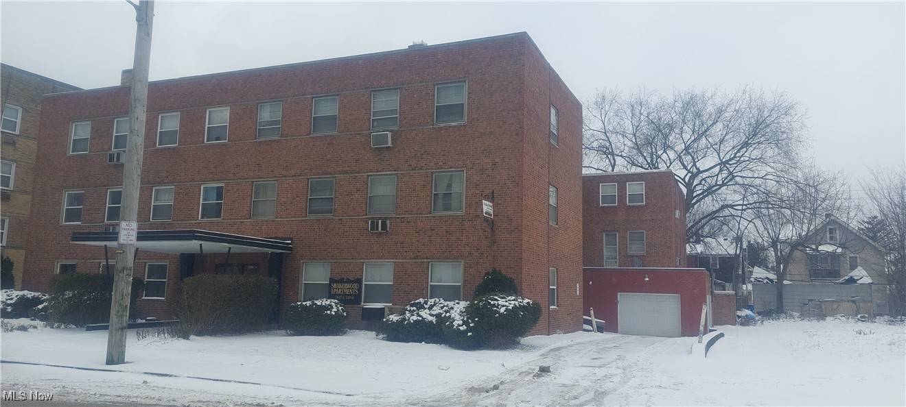 Cleveland, OH 44120,2812 E 130th ST