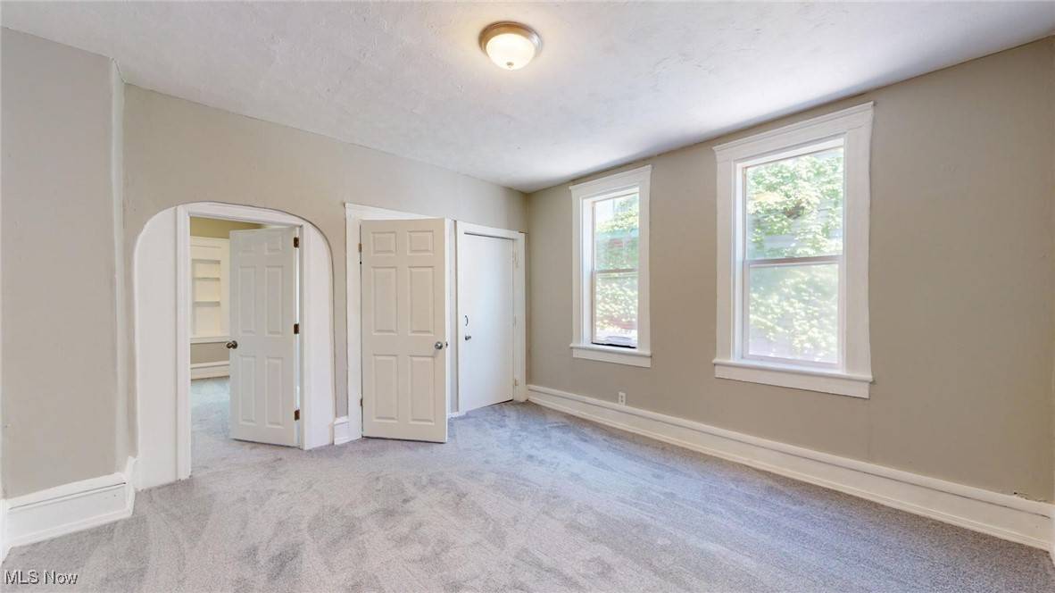Cleveland, OH 44113,3347 Seymour AVE