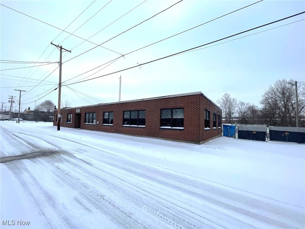Canton, OH 44705,2318 13th ST NE