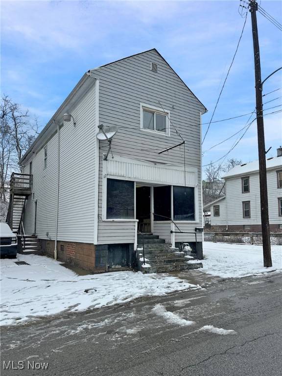 Follansbee, WV 26037,701 ALLEGHENY ST