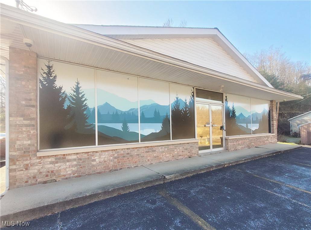 Washington, WV 26181,2449 Harris HWY