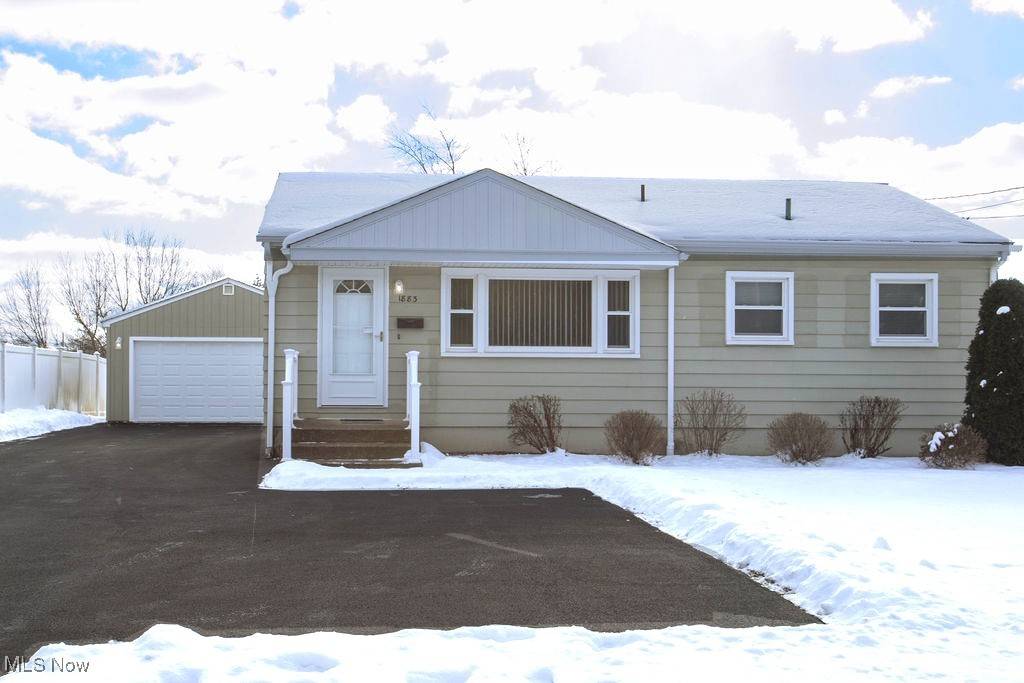 Poland, OH 44514,1883 Mathews RD