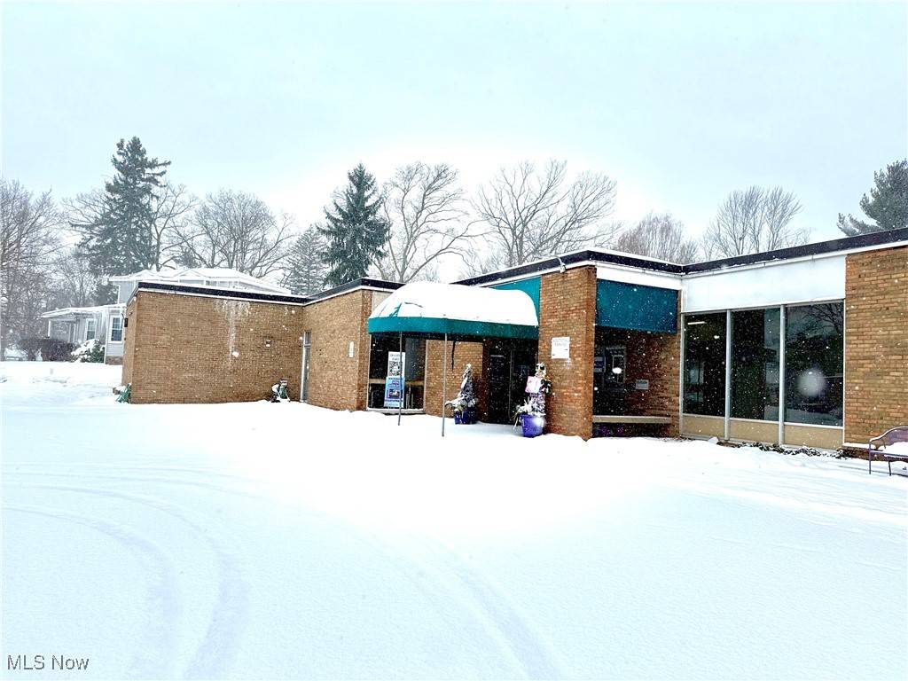 Twinsburg, OH 44087,9840 Ravenna RD