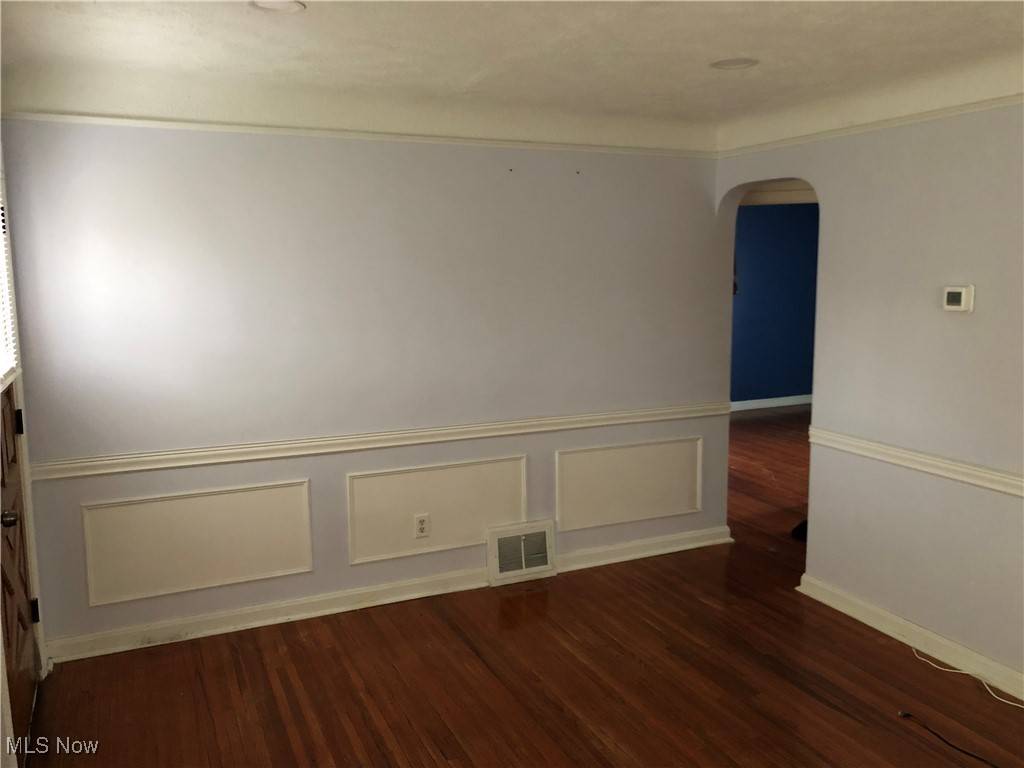 Garfield Heights, OH 44125,10621 Elmwood AVE