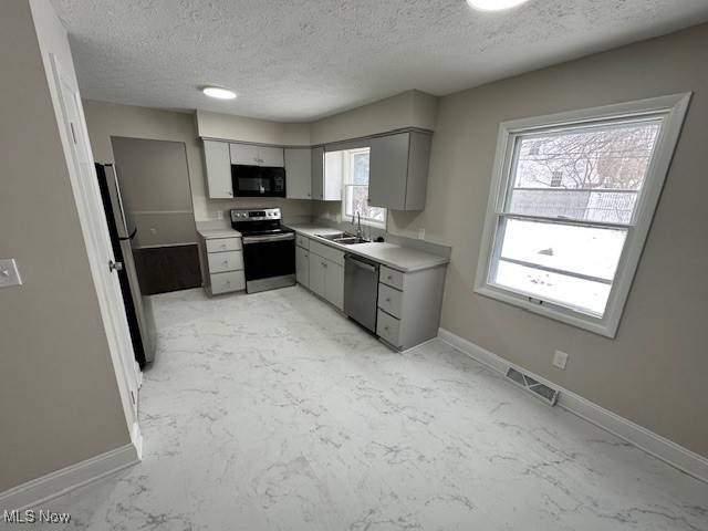 South Euclid, OH 44121,4656 Wilburn DR