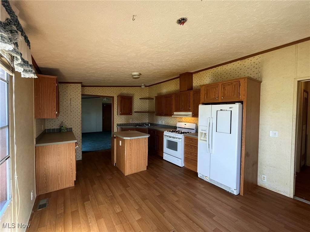 West Salem, OH 44287,7104 Ruff RD
