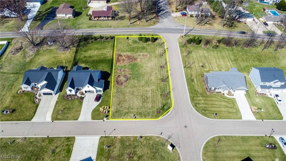 North Canton, OH 44720,5677 Shadow Ridge CIR NW