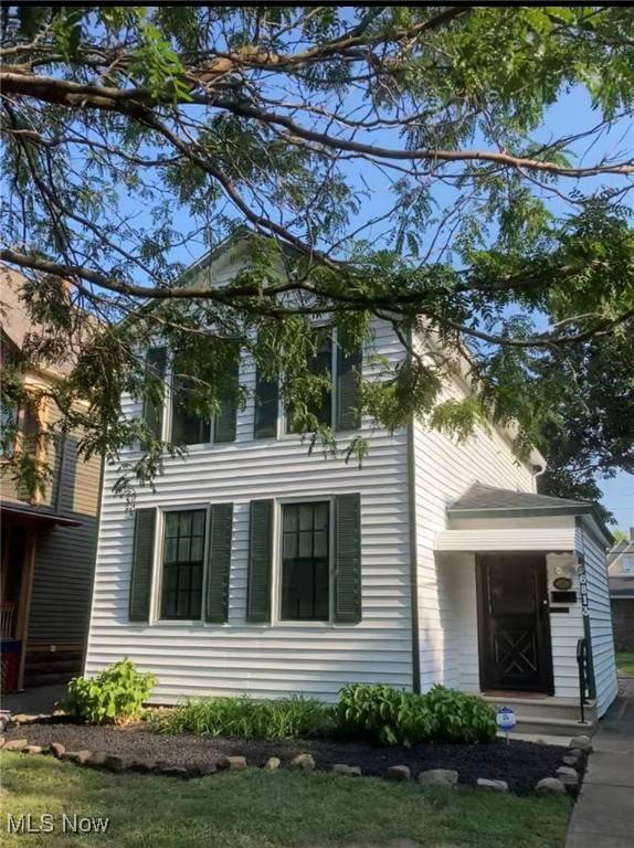 Cleveland, OH 44102,6813 W Clinton AVE
