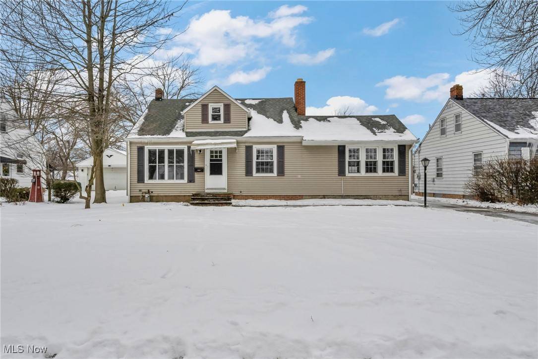 Willoughby, OH 44094,5070 Strawberry LN