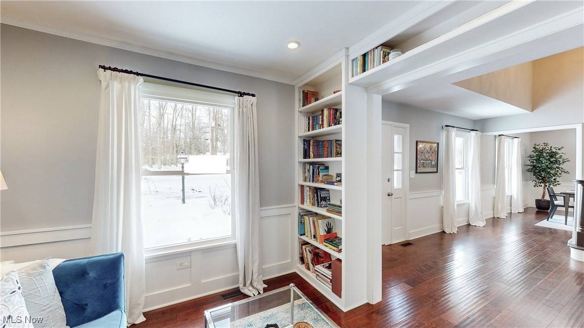 Chagrin Falls, OH 44022,1135 Royal Oak DR