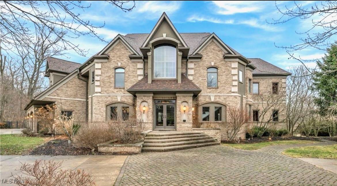 Brecksville, OH 44141,8560 Timber TRL