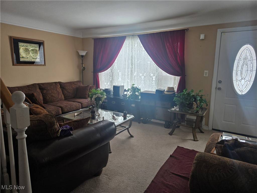Bedford, OH 44146,109 Flora DR