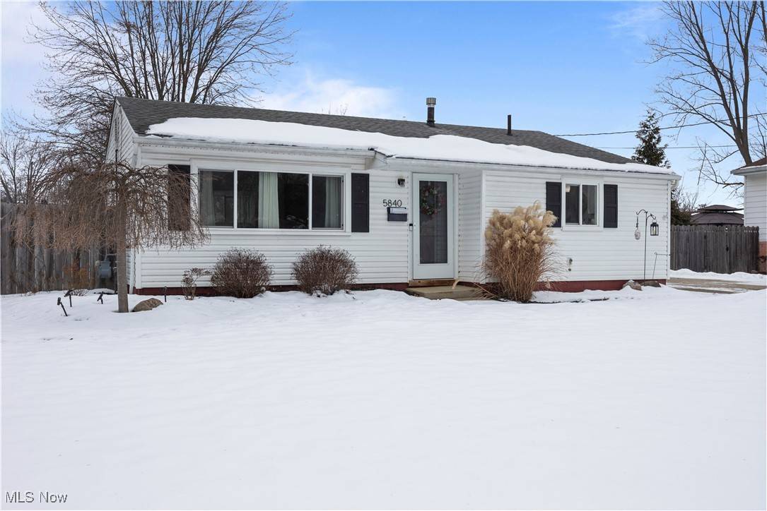 North Ridgeville, OH 44039,5840 Paula BLVD