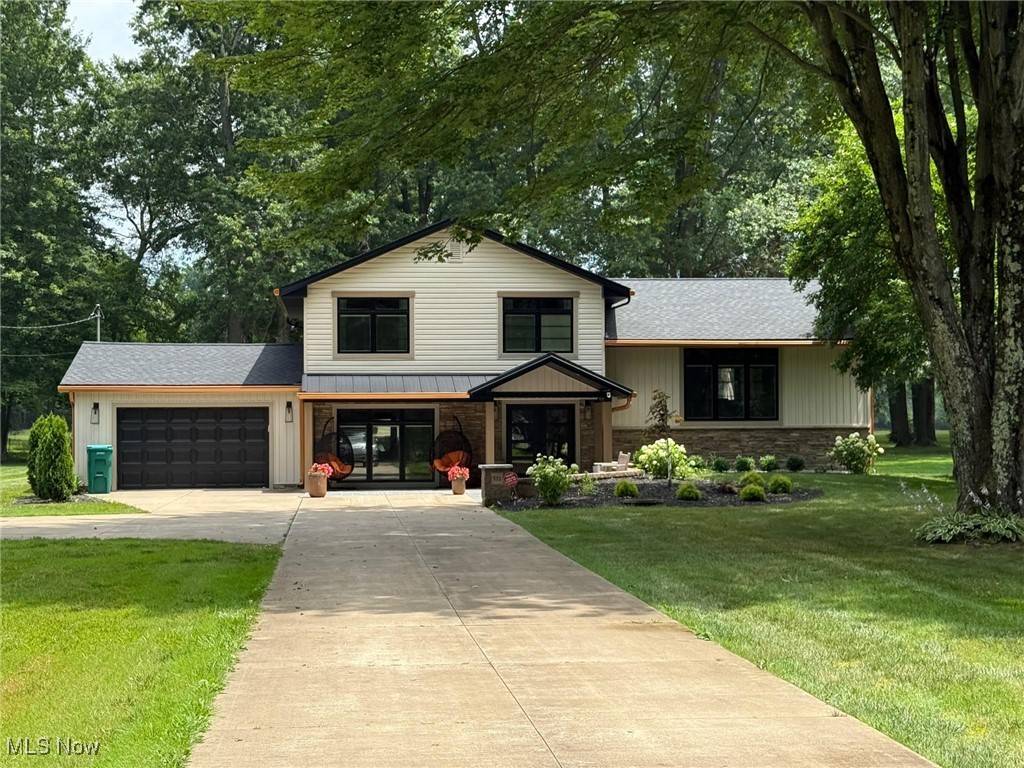 Warren, OH 44484,532 Henn Hyde RD NE