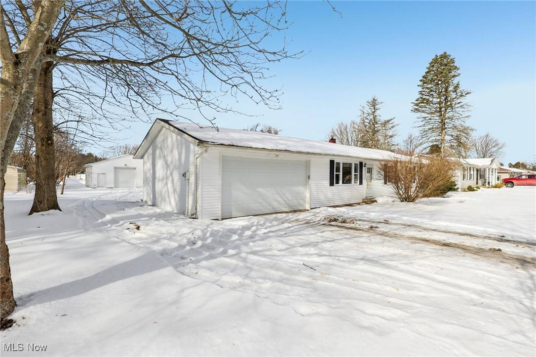 North Kingsville, OH 44030,6879 Arlene DR