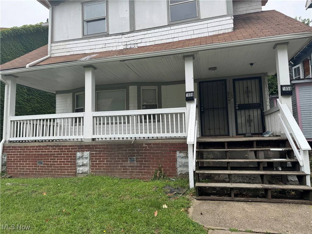 Cleveland, OH 44108,1056 E 99th ST