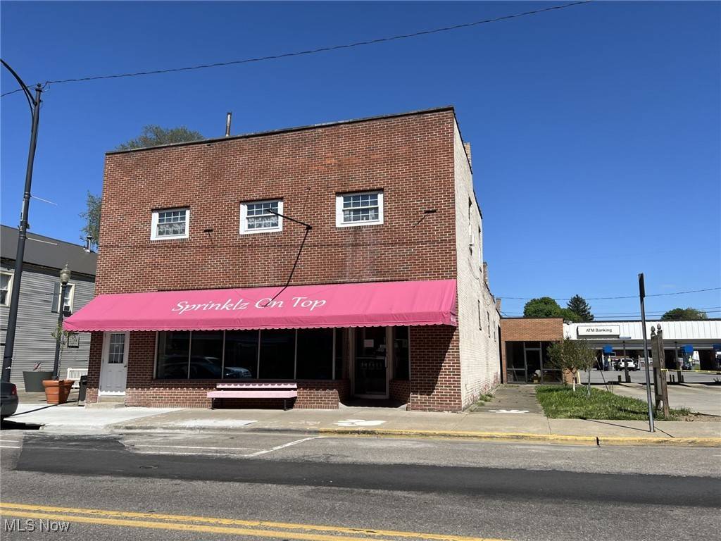 East Palestine, OH 44413,78 N Market ST