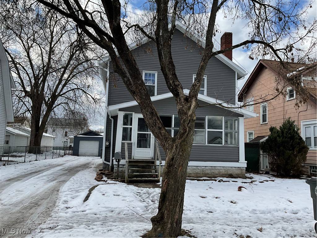 Akron, OH 44301,1186 Tulip ST