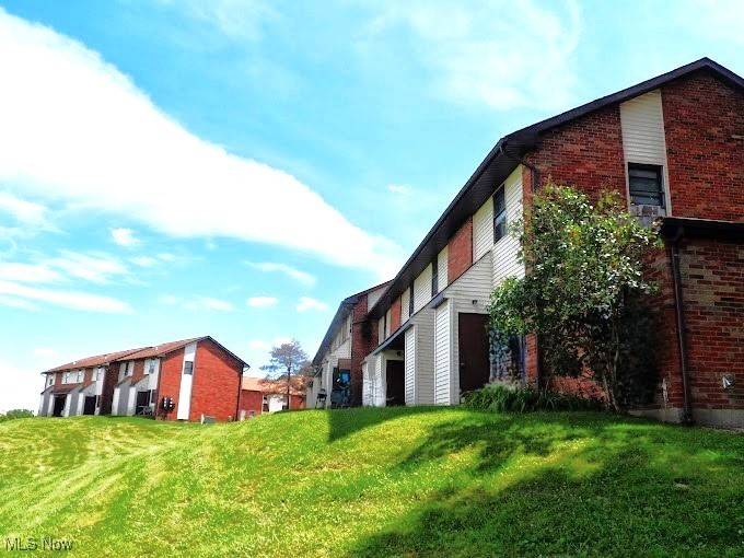 Cadiz, OH 43907,201 Burton DR #38